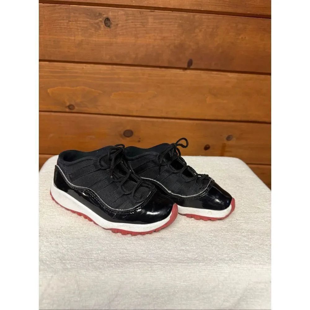 Nike Air Jordan TD 11 Retro Low 'Bred' toddler Sz 10 FV5120-006
